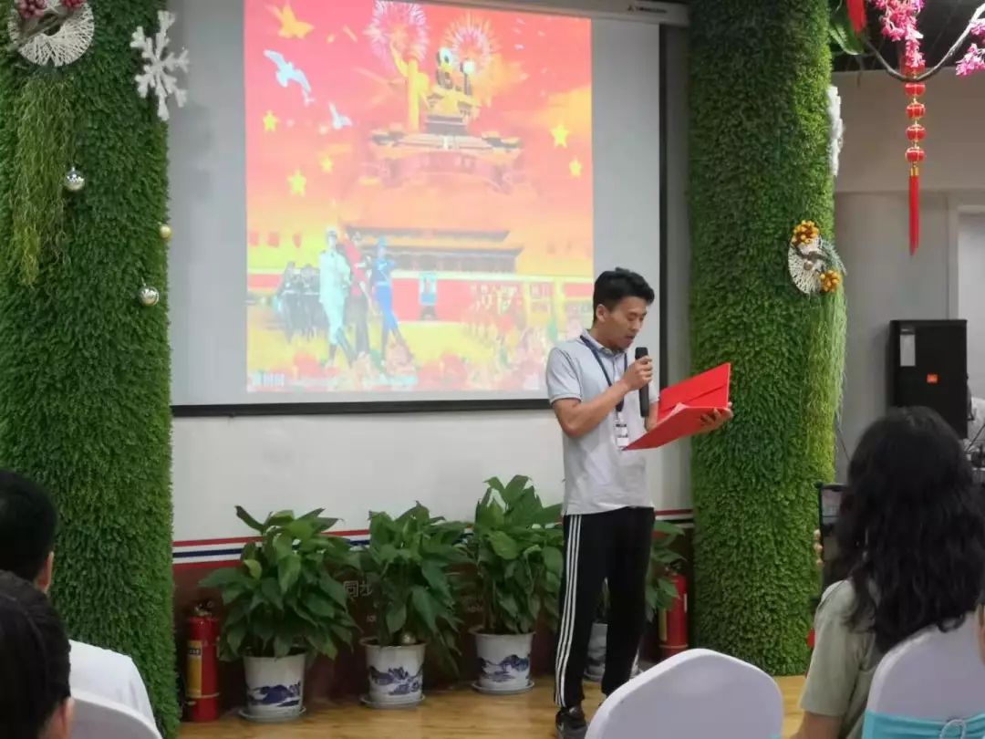 喜迎八一致敬军魂！郑州美中商都妇产医院